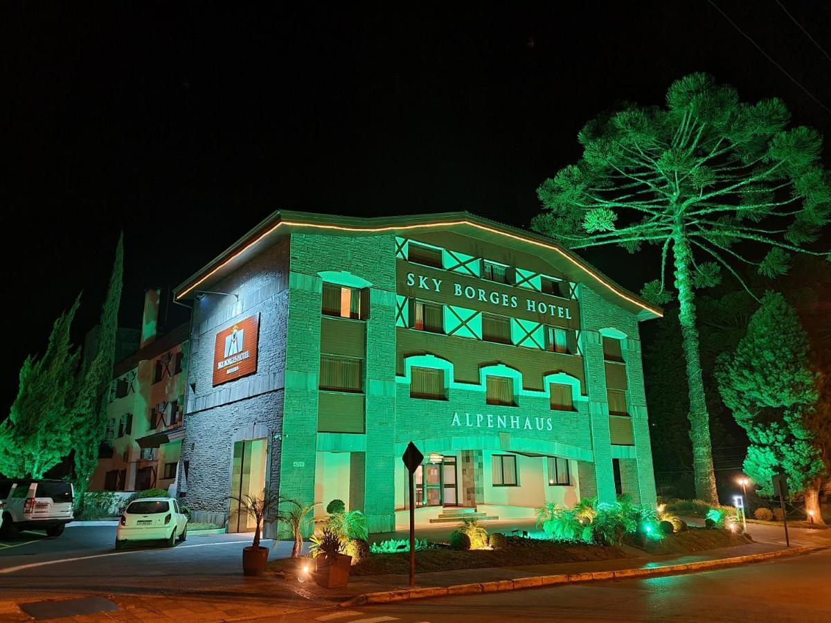 Sky Borges Hotel Alpenhaus - גראמדו מראה חיצוני תמונה