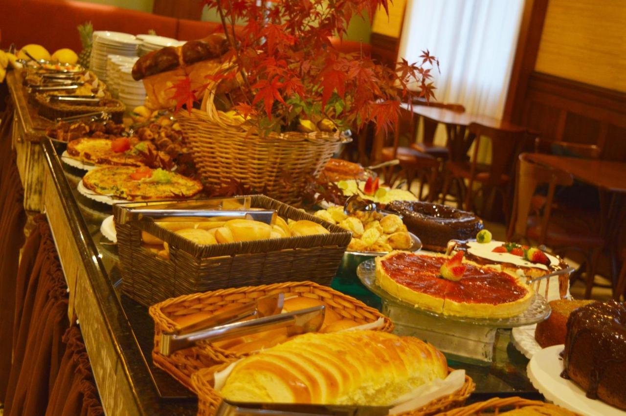 Sky Borges Hotel Alpenhaus - גראמדו מראה חיצוני תמונה