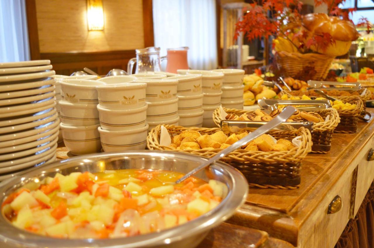 Sky Borges Hotel Alpenhaus - גראמדו מראה חיצוני תמונה