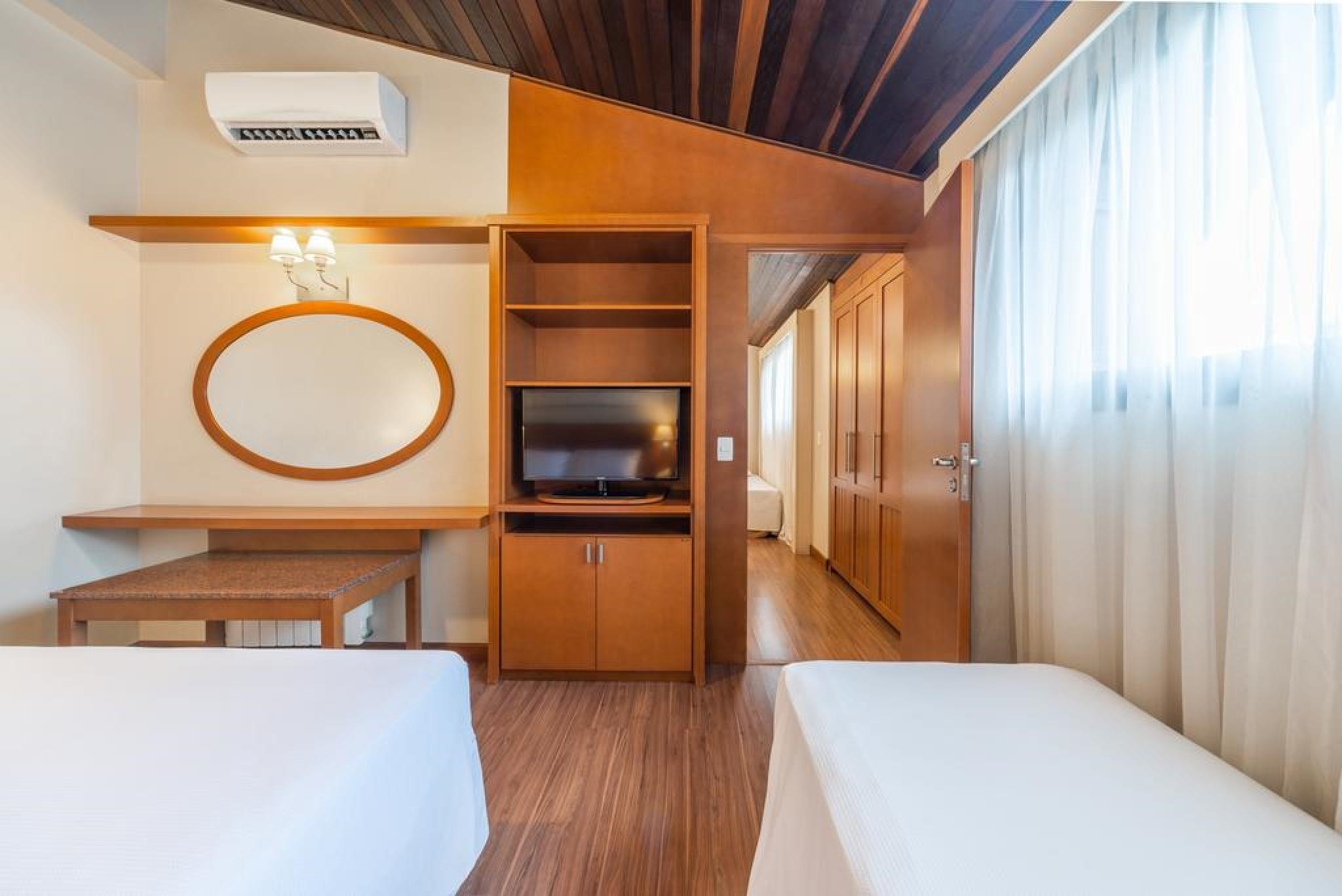 Sky Borges Hotel Alpenhaus - גראמדו מראה חיצוני תמונה
