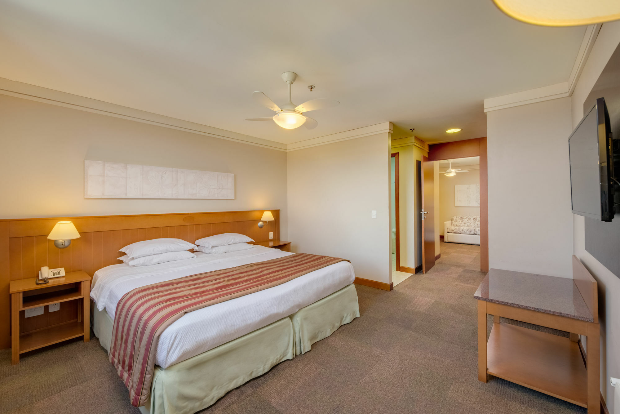 Sky Borges Hotel Alpenhaus - גראמדו מראה חיצוני תמונה